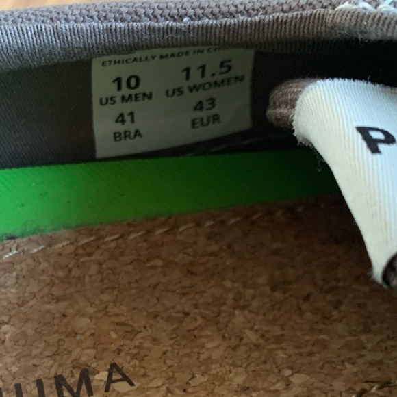 Cariuma Pantone Gray Canvas Low top Lifestyle Sneakers Size 10 Men 11.5 Women - Picture 6 of 12